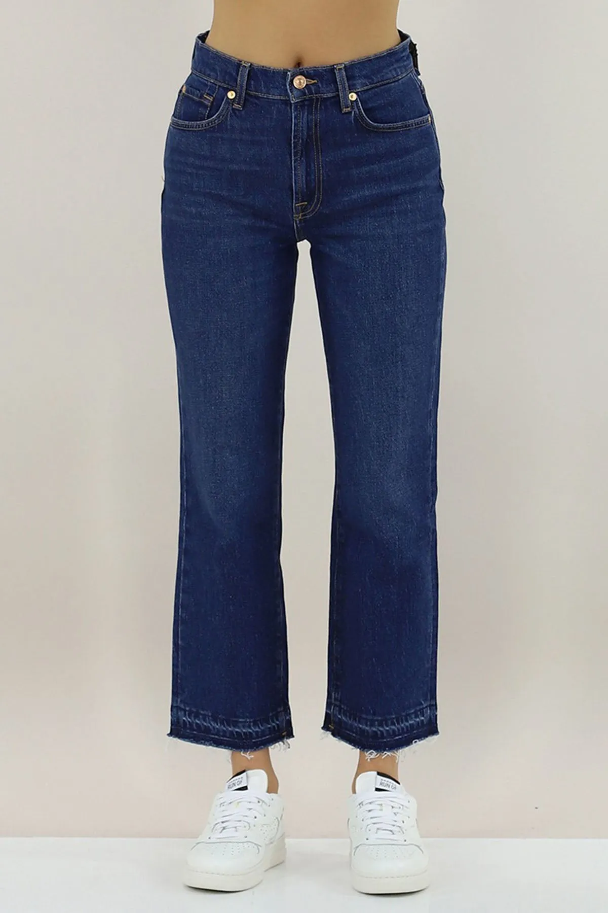 7 For All Mankind Logan Stovepipe Straight Fit Jeans