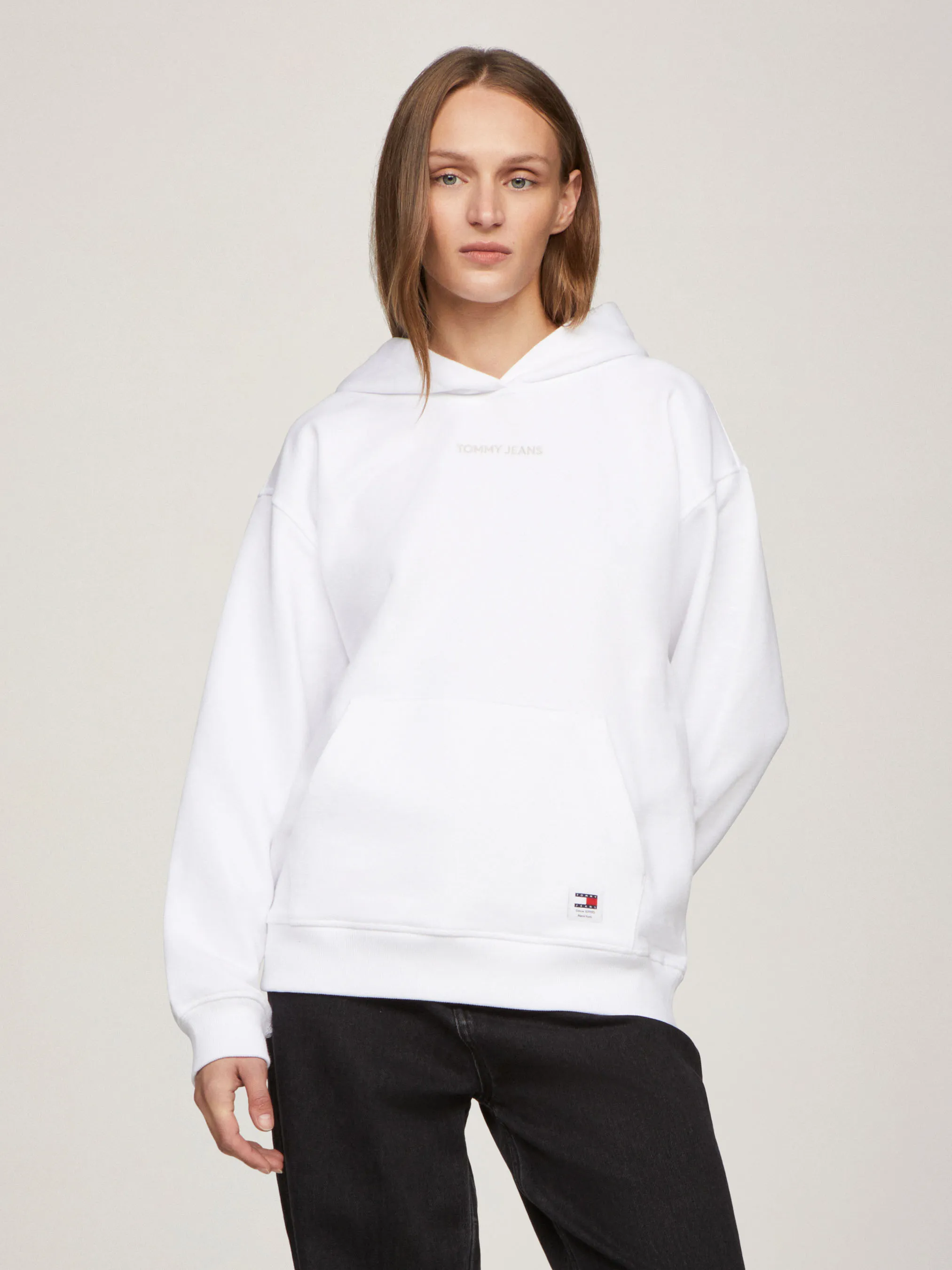 Classics Logo Relaxed Fit Hoodie | Sweatshirts & Hoodies | Tommy Jeans