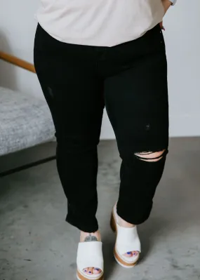 Curvy Avery Straight Jeans