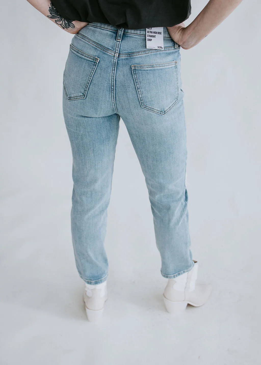 Groove Straight Jeans