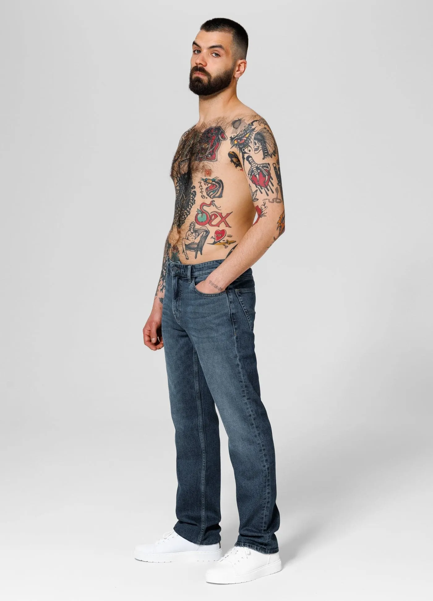 HIGHLANDER Long Medium Wash Jeans