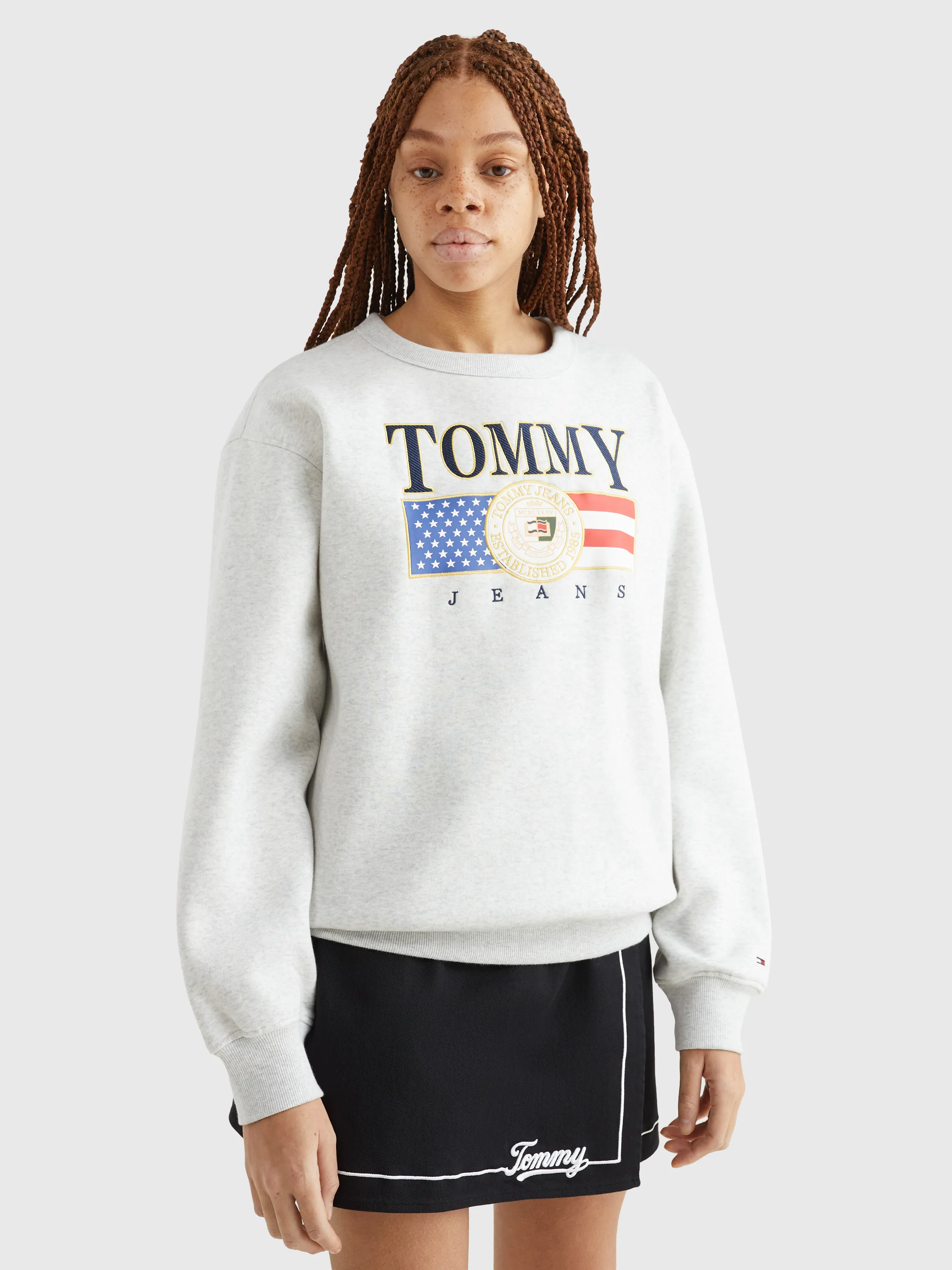 Logo Applique Relaxed Fit Sweatshirt | Sweatshirts & Hoodies | Tommy Jeans