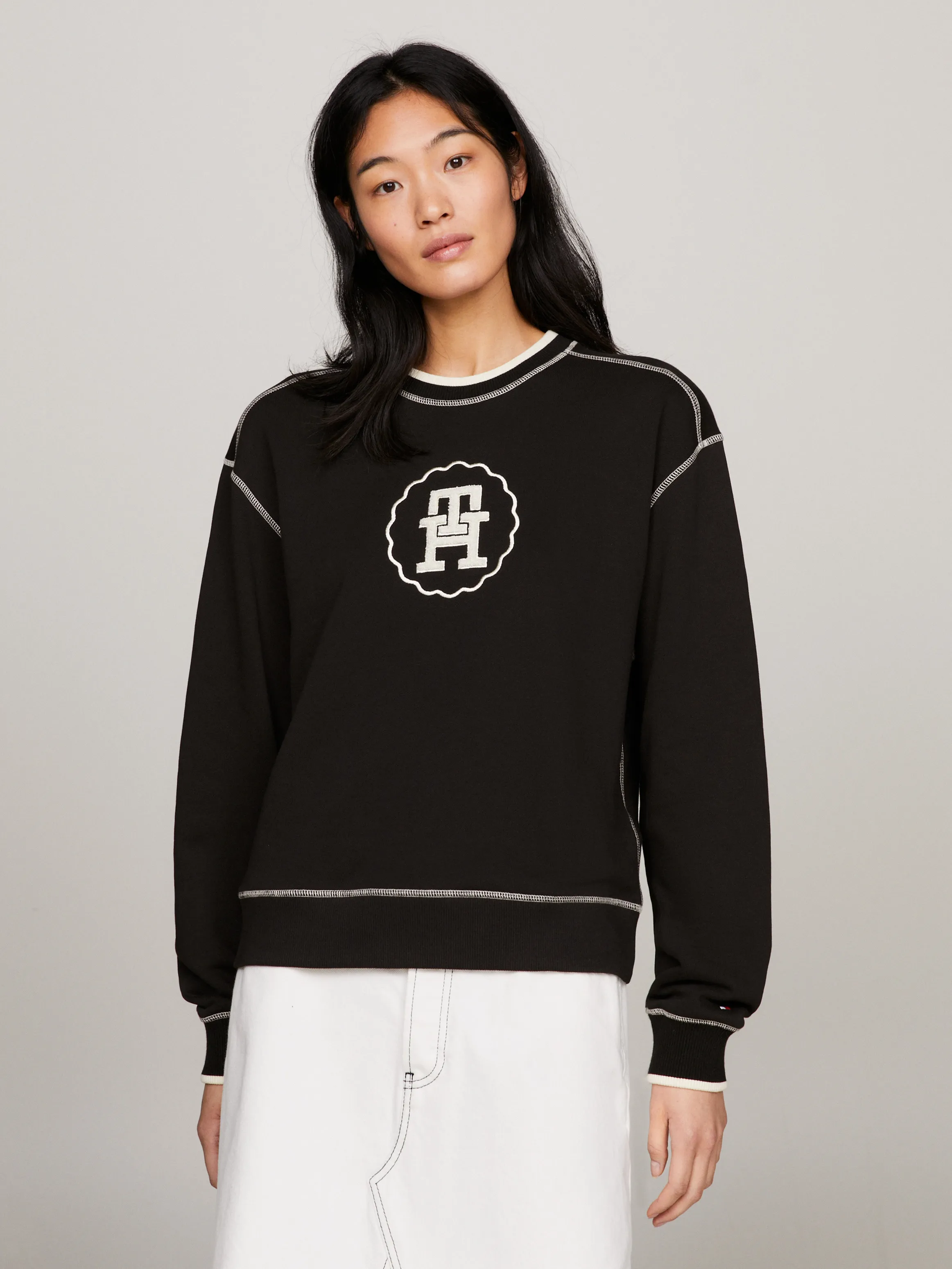 Modern Tipped Crew Neck Sweatshirt | Sweatshirts & Hoodies | Tommy Hilfiger