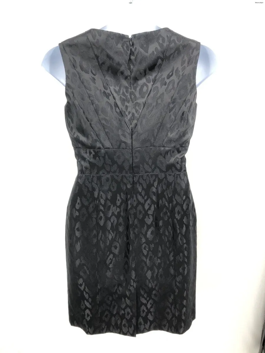 TAHARI Black Leopard Sleeveless Size 8  (M) Dress