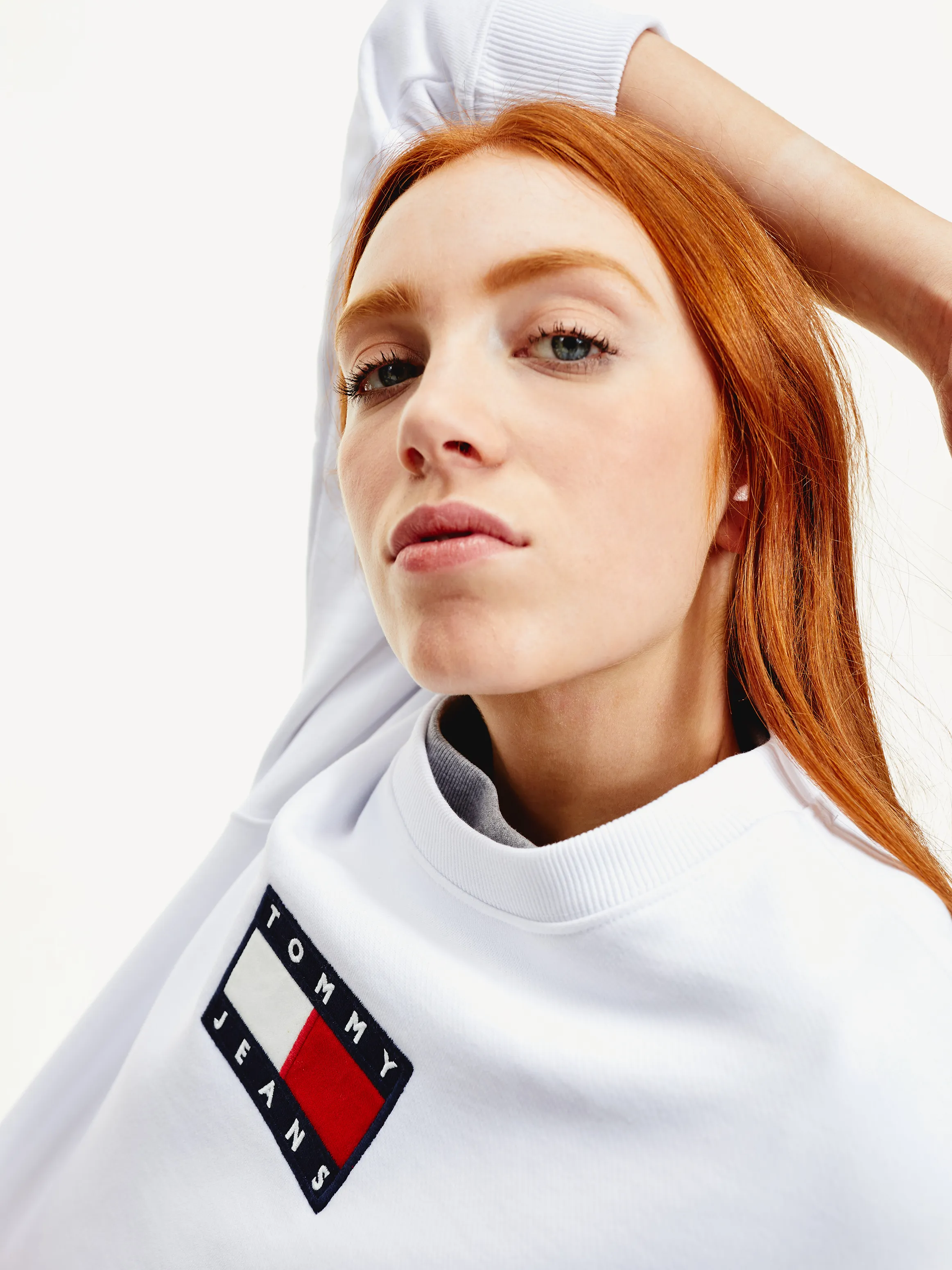 Tommy Flag Crew Tee | Sweatshirts & Hoodies | Tommy Hilfiger