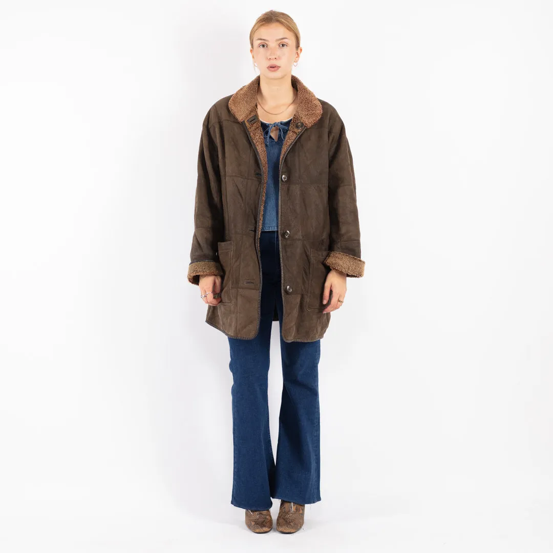 Vintage 90's Women Sheepskin Coat in Brown