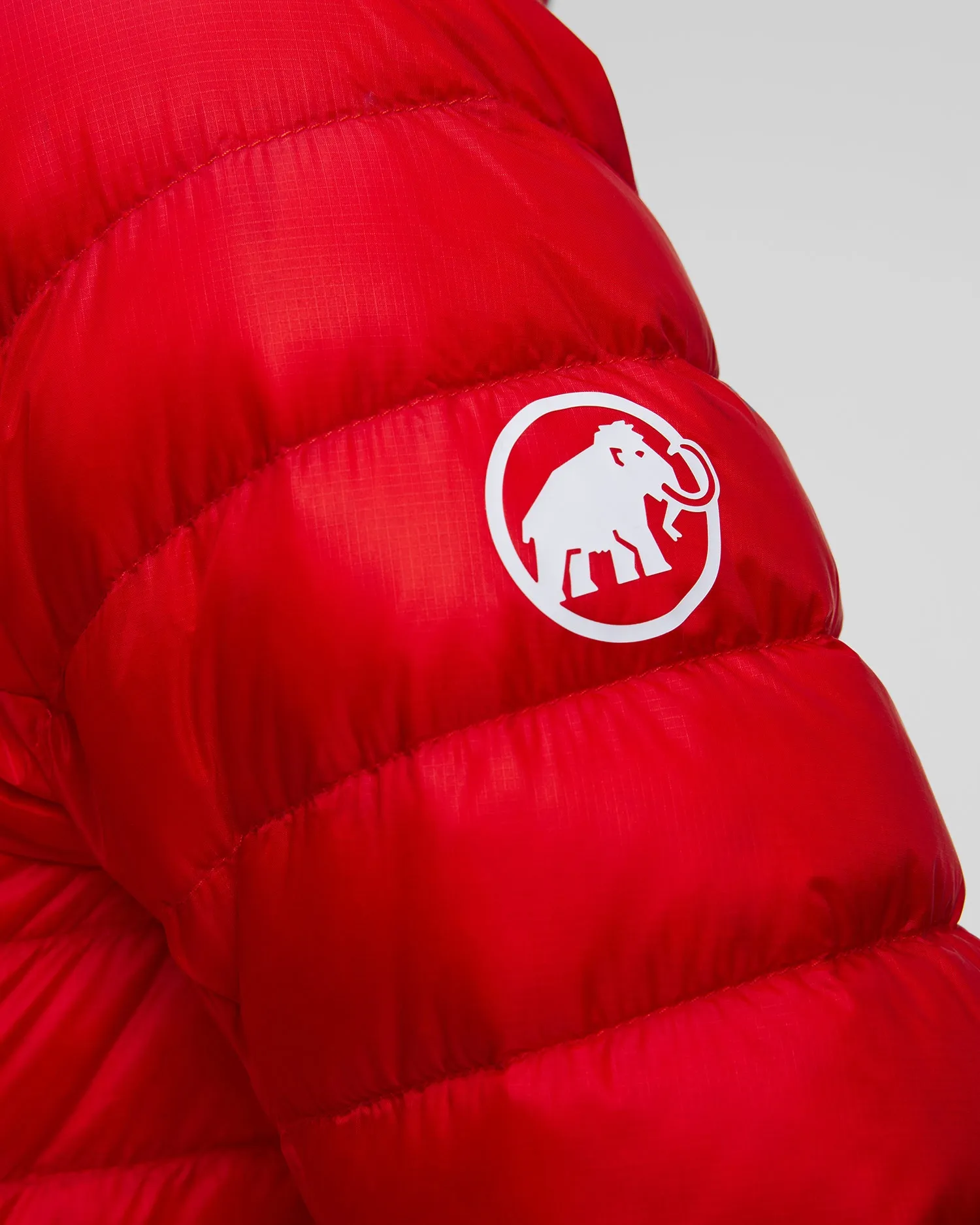 Women's down jacket Mammut Broad Peak IN red 101302971-3778